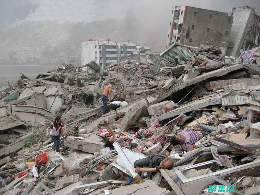 汶川地震中的幽靈：真實的靈異照片揭露 (汶川地震中的豬堅強怎么樣了)