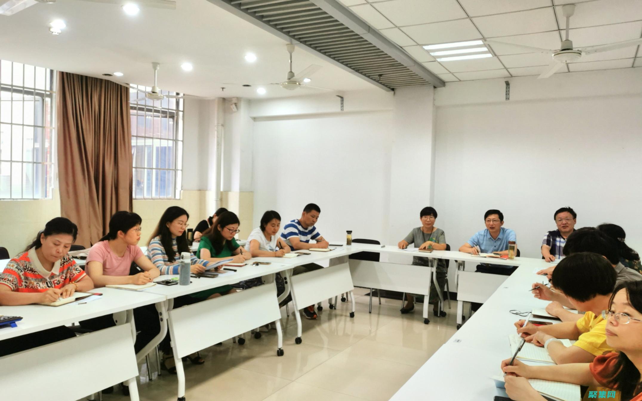 推動圖書館現代化發展