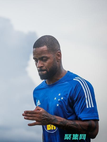 在 DedecMS 后臺中選擇模板。 (在德的成語)