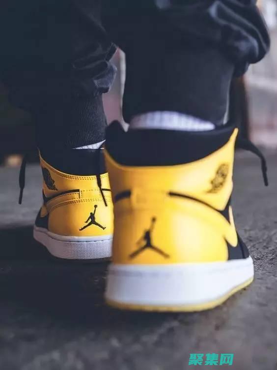 響應式 Ajax 應用程序： (響應式布局)